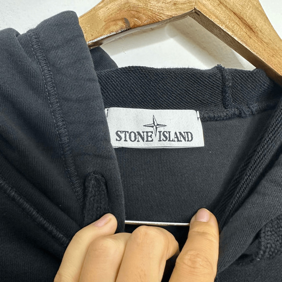 STONE ISLAND Cotton Logo Hoodie Mens S Black logo buttons - Picture 4 of 8